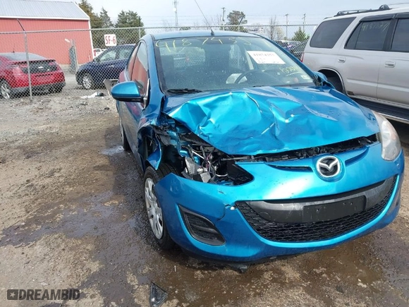 2011 Mazda Mazda2 Sport with VIN JM1DE1HZ6B0122084, listed as a IAAI auction lot 41874357 with 154,851 mi miles. Bid and sale history available at carsss.com. Image 6.