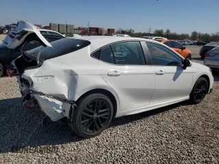 2025 Toyota Camry LE z VIN 4T1DAACK1SU046428, wystawiony jako Copart lot #53729635 z przebiegiem Nie podano mil oraz Szkoda całkowita • Salvage title. Historia ofert i sprzedaży dostępna na DreamBid. Obrazek 3.
