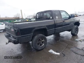 2001 Dodge 1500 with VIN 3B7HF13Y91G763348, listed as a IAAI auction lot 41510274 with 207,408 mi miles and . Bid and sale history available at DreamBid. Image 4.