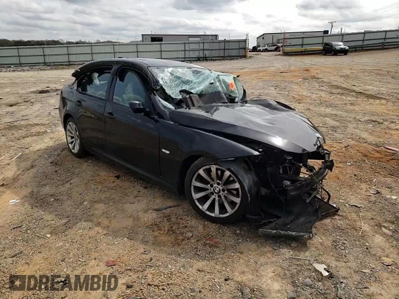 2010 BMW 3 Series 328i z VIN WBAPH5G54ANM70510, wystawiony jako Copart lot #50913145 z przebiegiem Nie podano mil oraz Nie do naprawy • Non repairable. Historia ofert i sprzedaży dostępna na DreamBid. Obrazek 11.