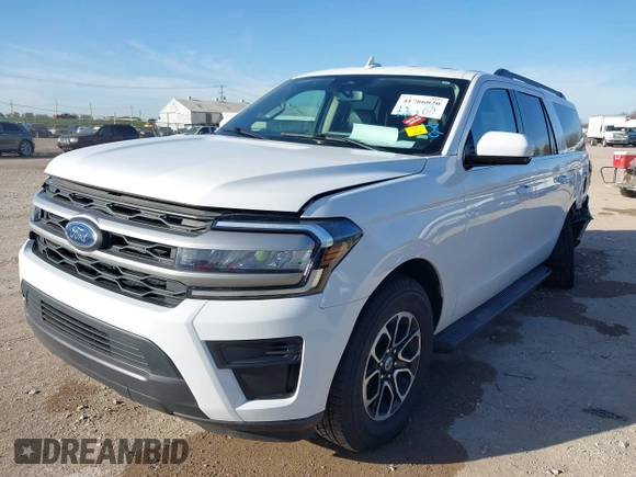 2024 Ford Expedition Max XLT z VIN 1FMJK1H8XREA38197, wystawiony jako IAAI lot #41786020 z przebiegiem 35 387 mil mil oraz . Historia ofert i sprzedaży dostępna na DreamBid. Obrazek 17.
