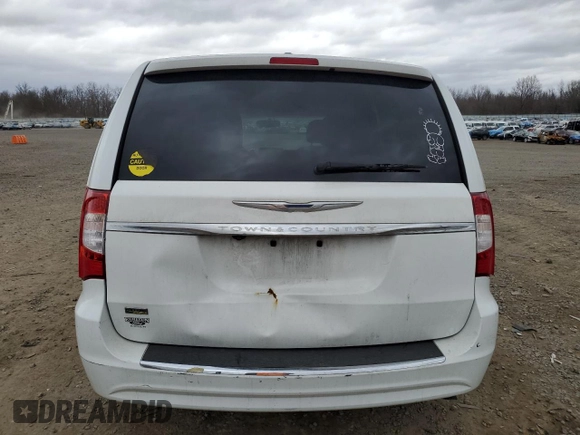 2014 Chrysler Town & Country Touring with VIN 2C4RC1BGXER445471, listed as a Copart auction lot 47644165 with 172,247 mi miles and Salvage Title. Bid and sale history available at carsss.com. Image 6.