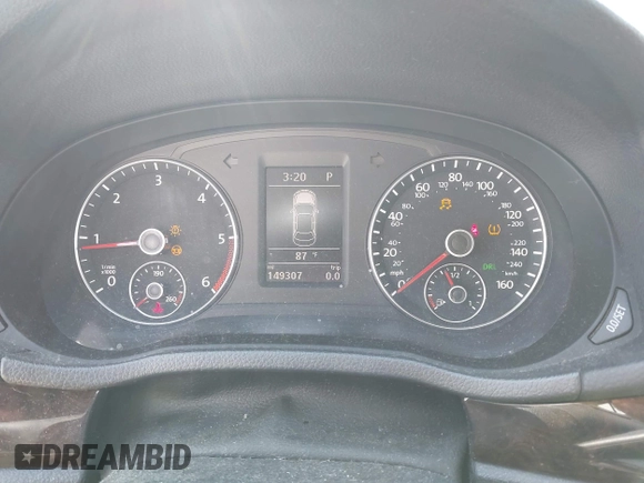 2014 Volkswagen Passat SEL Premium z VIN 1VWCN7A30EC097025, wystawiony jako IAAI lot #42466540 z przebiegiem 149 307 mil mil oraz . Historia ofert i sprzedaży dostępna na DreamBid. Obrazek 7.