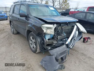 2012 Honda Pilot EX-L with VIN 5FNYF4H66CB049081, listed as a IAAI auction lot 41489931 with 220,509 mi miles. Bid and sale history available at carsss.com. Image 6.