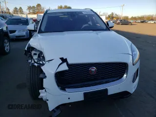 2020 Jaguar E-Pace SE z VIN SADFP2FXXL1014304, wystawiony jako Copart lot #71923332 z przebiegiem 19 450 mil mil oraz . Historia ofert i sprzedaży dostępna na DreamBid. Obrazek 5.