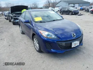 2012 Mazda Mazda3 i Touring with VIN JM1BL1V70C1558263, listed as a IAAI auction lot 41889154 with 31,161 mi miles. Bid and sale history available at carsss.com. Image 1.