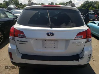 2014 Subaru Outback 2.5i Limited with VIN 4S4BRBLCXE3322971, listed as a Copart auction lot 68278084 with 123,933 mi miles and Salvage Title. Bid and sale history available at carsss.com. Image 6.