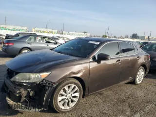 2013 Lexus ES 300h z VIN JTHBW1GG7D2020660, wystawiony jako Copart lot #83917534 z przebiegiem 212 562 mil mil oraz Szkoda całkowita • Salvage title. Historia ofert i sprzedaży dostępna na DreamBid. Obrazek 1.