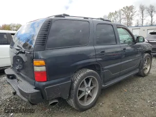 2004 GMC Yukon Denali with VIN 1GKEK63U64J132587, listed as a Copart auction lot 76592404 with 252,569 mi miles and Clean Title. Bid and sale history available at carsss.com. Image 3.