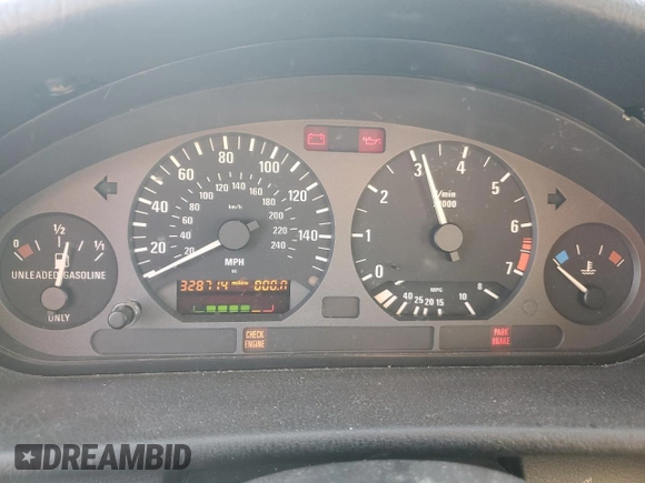 1998 BMW 3 Series 318i with VIN WBACC9322WEE60455, listed as a Copart auction lot 75950324 with 328,714 mi miles and Salvage Title. Bid and sale history available at carsss.com. Image 9.