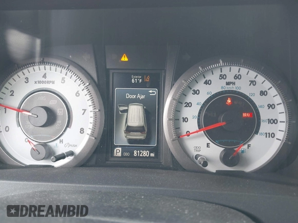 2018 Toyota Sienna SE with VIN 5TDXZ3DC5JS943512, listed as a IAAI auction lot 41786389 with 81,280 mi miles and . Bid and sale history available at DreamBid. Image 7.