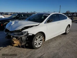 2015 Chrysler 200 Limited with VIN 1C3CCCAB1FN534761, listed as a Copart auction lot 47182645 with 68,919 mi miles and Salvage Title. Bid and sale history available at carsss.com. Image 1.