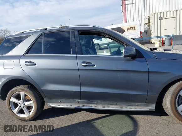 2017 Mercedes-Benz GLE 350 with VIN 4JGDA5JB6HA827370, listed as a IAAI auction lot 41651488 with 103,685 mi miles and . Bid and sale history available at DreamBid. Image 12.
