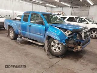 2011 Toyota Tacoma z VIN 5TFUX4EN1BX007462, wystawiony jako IAAI lot #41516380 z przebiegiem 93 111 mil mil oraz . Historia ofert i sprzedaży dostępna na DreamBid. Obrazek 1.