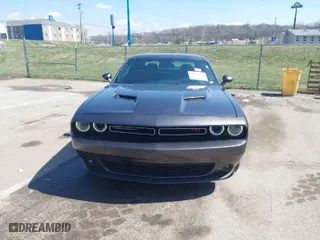 2015 Dodge Challenger R/T with VIN 2C3CDZAT2FH823343, listed as a IAAI auction lot 41877114 with 161,665 mi miles. Bid and sale history available at carsss.com. Image 13.