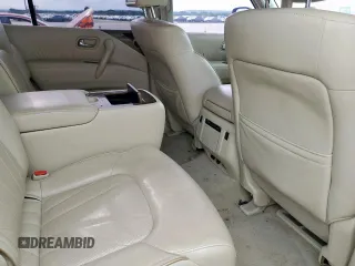 2014 Infiniti QX80 z VIN JN8AZ2NFXE9554446, wystawiony jako Copart lot #59659885 z przebiegiem 240 055 mil mil oraz Czysty tytuł • Clean title. Historia ofert i sprzedaży dostępna na DreamBid. Obrazek 11.