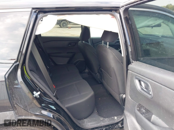 2025 Nissan Rogue S z VIN 5N1BT3AB2SC833281, wystawiony jako IAAI lot #42410948 z przebiegiem 1 389 mil mil oraz . Historia ofert i sprzedaży dostępna na DreamBid. Obrazek 8.