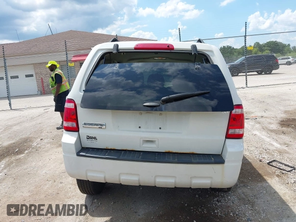 2012 Ford Escape XLT с VIN 1FMCU9D74CKB33927, выставлен на аукционе IAAI как лот 42657298 с пробегом 168 828 миль миль и . История ставок и продаж доступна на DreamBid. Изображение 16.