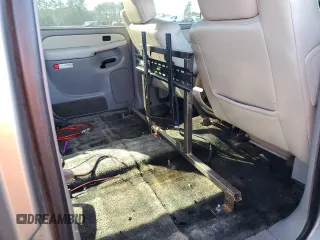 2002 GMC Yukon XL SLT with VIN 3GKFK16Z32G358714, listed as a Copart auction lot 42900305 with 0 mi miles and Salvage Title. Bid and sale history available at carsss.com. Image 11.