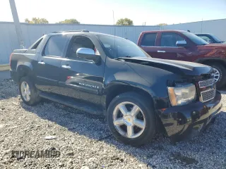 2008 Chevrolet Avalanche LTZ with VIN 3GNFK12368G270480, listed as a Copart auction lot 77632104 with 165,347 mi miles and Non Repairable. Bid and sale history available at carsss.com. Image 4.