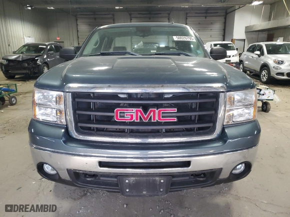 2011 GMC Sierra 1500 SLE with VIN 1GTR2VE32BZ106563, listed as a Copart auction lot 50020795 with 147,022 mi miles and Non Repairable. Bid and sale history available at carsss.com. Image 5.