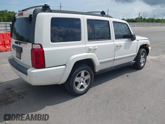 2010 Jeep Commander Sport z VIN 1J4RH4GK4AC140982, wystawiony jako IAAI lot #42344821 z przebiegiem 179 476 mil mil oraz . Historia ofert i sprzedaży dostępna na DreamBid. Obrazek 4.