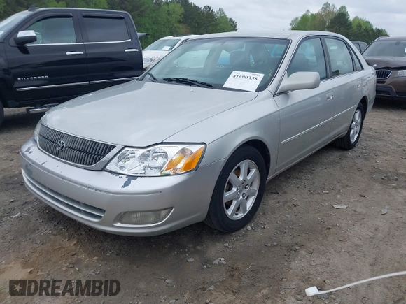 2002 Toyota Avalon XL with VIN 4T1BF28B82U240087, listed as a IAAI auction lot 41699355 with 263,253 mi miles. Bid and sale history available at carsss.com. Image 18.