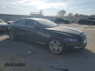 2016 Jaguar XJ Portfolio with VIN SAJWA2G73G8V93825, listed as a Copart auction lot 78207314 with 60,124 mi miles and Salvage title. Bid and sale history available at DreamBid. Image 4.