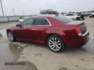 2019 Chrysler 300 Touring with VIN 2C3CCAAG5KH610419, listed as a Copart auction lot 45676954 with 39,624 mi miles and Salvage Title. Bid and sale history available at carsss.com. Image 2.