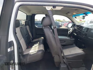 2010 Chevrolet Silverado 1500 LT with VIN 1GCSCSEA1AZ180941, listed as a IAAI auction lot 41885779 with 131,692 mi miles and . Bid and sale history available at DreamBid. Image 8.