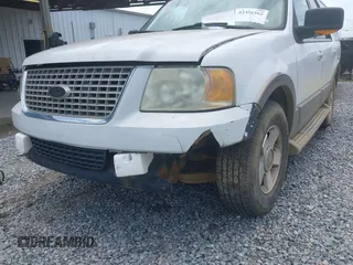 2004 Ford Expedition Eddie Bauer с VIN 1FMRU17W04LB61654, выставлен на аукционе IAAI как лот 42456262 с пробегом 305 787 миль миль и . История ставок и продаж доступна на DreamBid. Изображение 6.