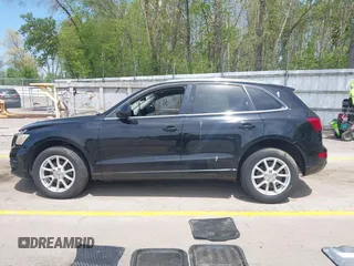 2009 Audi Q5 Premium Plus z VIN WA1KK78RX9A052428, wystawiony jako IAAI lot #42248151 z przebiegiem 169 578 mil mil oraz . Historia ofert i sprzedaży dostępna na DreamBid. Obrazek 13.