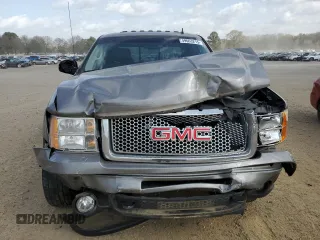 2013 GMC Sierra 1500 Denali z VIN 3GTP2XE26DG348754, wystawiony jako Copart lot #49663215 z przebiegiem 122 195 mil mil oraz Szkoda całkowita • Salvage title. Historia ofert i sprzedaży dostępna na DreamBid. Obrazek 5.