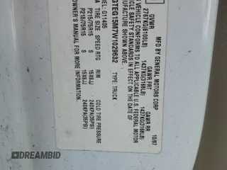 1998 GMC Savana z VIN 1GTEG15M7W1029632, wystawiony jako Copart lot #56106675 z przebiegiem Nie podano mil oraz Nie do naprawy. Historia ofert i sprzedaży dostępna na DreamBid. Obrazek 13.
