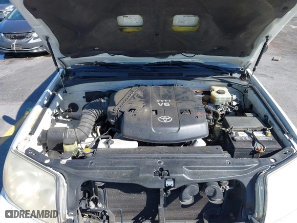 2003 Toyota 4Runner SR5 with VIN JTEZU14R038009325, listed as a IAAI auction lot 42031464 with 282,463 mi miles. Bid and sale history available at carsss.com. Image 10.