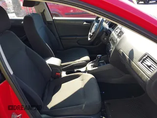 2015 Volkswagen Jetta S with VIN 3VW2K7AJ0FM331411, listed as a IAAI auction lot 42680148 with 135,617 mi miles and . Bid and sale history available at DreamBid. Image 5.
