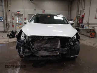 2016 Kia Sorento SX with VIN 5XYPKDA51GG077698, listed as a IAAI auction lot 41501354 with 185,494 mi miles. Bid and sale history available at carsss.com. Image 13.