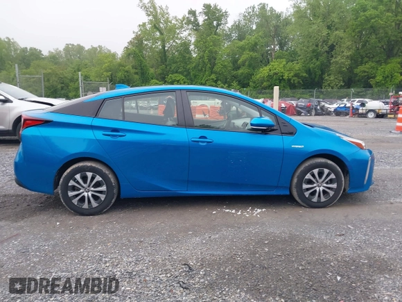 2020 Toyota Prius LE with VIN JTDL9RFU1L3017703, listed as a IAAI auction lot 42277379 with 25,593 mi miles and . Bid and sale history available at DreamBid. Image 13.