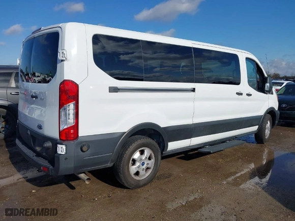 2020 Ford Transit Passenger Wagon XL with VIN 1FBAX2Y81LKA26321, listed as a IAAI auction lot 41110834 with 1 mi miles. Bid and sale history available at carsss.com. Image 4.