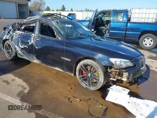 2012 BMW 7 Series 750i с VIN WBAKA8C55CCY37886, выставлен на аукционе IAAI как лот 42050003 с пробегом 86 722 миль миль и . История ставок и продаж доступна на DreamBid. Изображение 1.