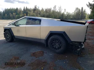 2024 Tesla Cybertruck z VIN 7G2CEHED8RA006307, wystawiony jako Copart lot #74118474 z przebiegiem 1773 mil mil oraz Szkody całkowita. Historia ofert i sprzedaży dostępna na DreamBid. Obrazek 2.