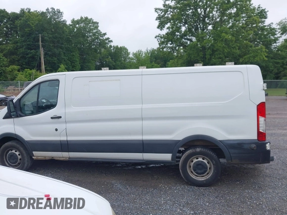 2017 Ford Transit Cargo с VIN 1FTYR2ZM4HKA60759, выставлен на аукционе IAAI как лот 42353909 с пробегом 111 882 миль миль и . История ставок и продаж доступна на DreamBid. Изображение 15.