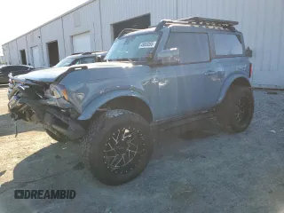 2021 Ford Bronco с VIN 1FMDE5CPXMLA63292, выставлен на аукционе Copart как лот 45659265 с пробегом 13 958 миль миль и Списание • Salvage title. История ставок и продаж доступна на DreamBid. Изображение 1.