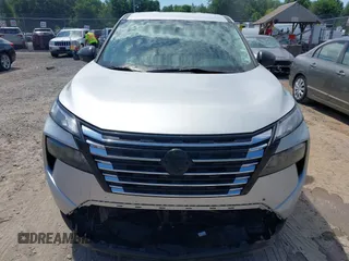 2024 Nissan Rogue S with VIN 5N1BT3AA8RC711137, listed as a IAAI auction lot 42592925 with 32,641 mi miles and . Bid and sale history available at DreamBid. Image 12.
