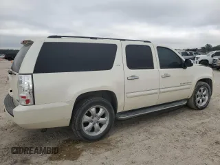 2008 Chevrolet Suburban LTZ с VIN 1GNFC16068R207781, выставлен на аукционе Copart как лот 86651134 с пробегом 121 112 миль миль и Чистый • Clean title. История ставок и продаж доступна на DreamBid. Изображение 3.