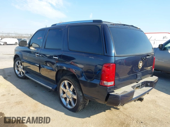 2004 Cadillac Escalade with VIN 1GYEC63T54R226911, listed as a IAAI auction lot 41508878 with 280,150 mi miles and . Bid and sale history available at DreamBid. Image 3.