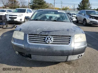 2002 Volkswagen Passat GLS with VIN WVWPD63B12P240042, listed as a Copart auction lot 77996234 with 156,852 mi miles and Salvage Title. Bid and sale history available at carsss.com. Image 5.