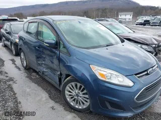 2018 Ford C-Max Hybrid SE with VIN 1FADP5AU1JL104465, listed as a IAAI auction lot 41654148 with 95,700 mi miles. Bid and sale history available at carsss.com. Image 6.
