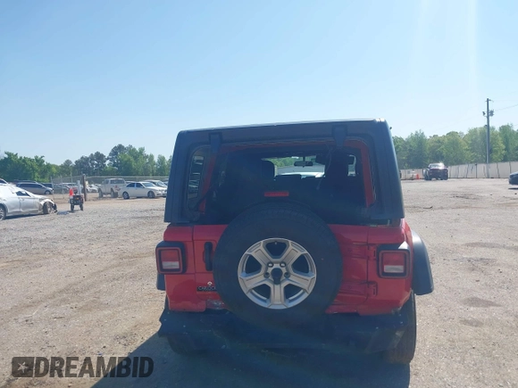 2018 Jeep Wrangler Unlimited Sport S с VIN 1C4HJXDG0JW132321, выставлен на аукционе IAAI как лот 42038361 с пробегом 158 673 миль миль и . История ставок и продаж доступна на DreamBid. Изображение 17.