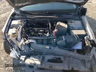 2010 Ford Fusion SE with VIN 3FAHP0HA0AR421199, listed as a Copart auction lot 69568174 with 152,729 mi miles and Salvage Title. Bid and sale history available at DreamBid. Image 12.